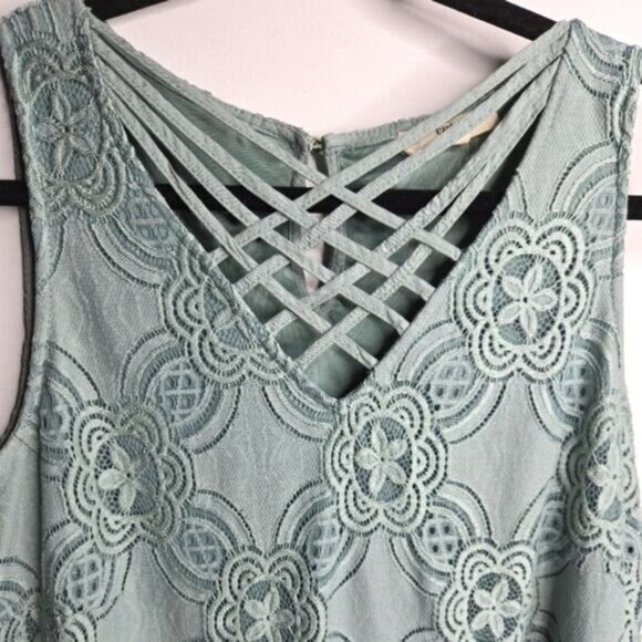 Entro Botique Sleeveless Lace Mini Dress Feminine Coquette Special Event Size M - Picture 3 of 11